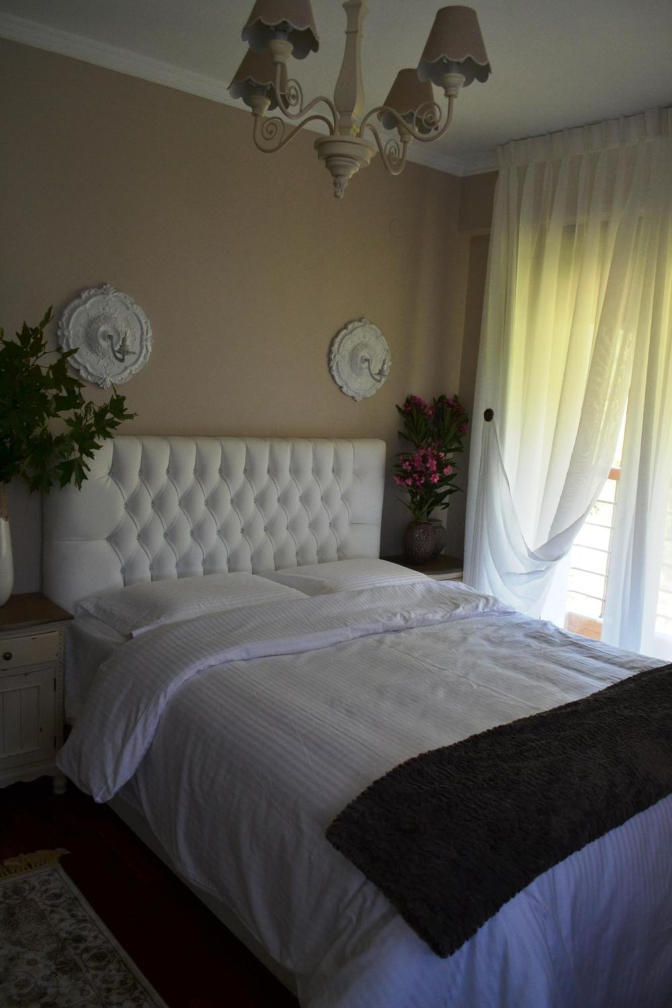 Evmorfes Villas Polygyros Exterior photo