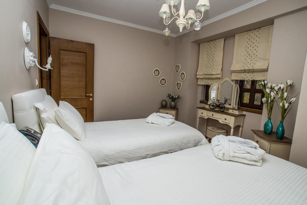 Evmorfes Villas Polygyros Room photo