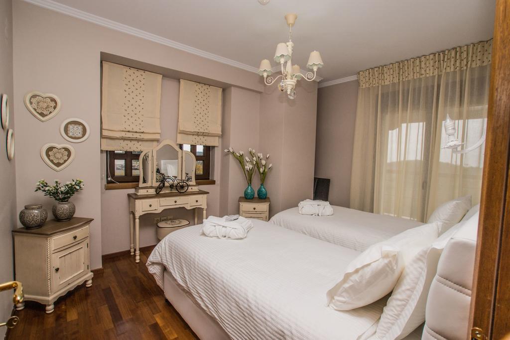 Evmorfes Villas Polygyros Room photo